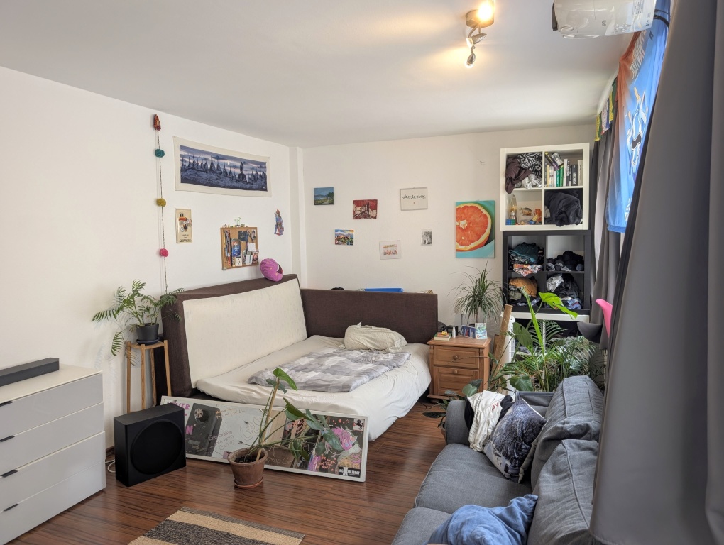 Flatshare West Schloßstraße - - - Das frei werdende Zimmer