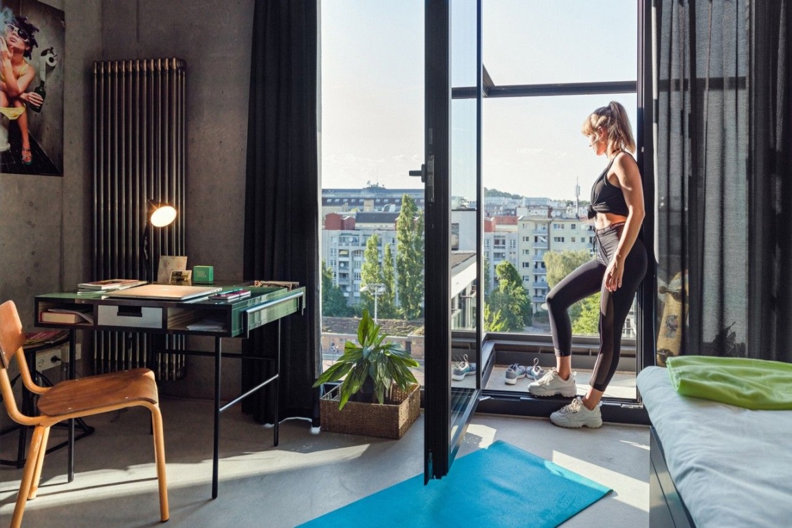 Student Housing - Deluxe Balcony Apartment in Berlin, Mitte-Wedding