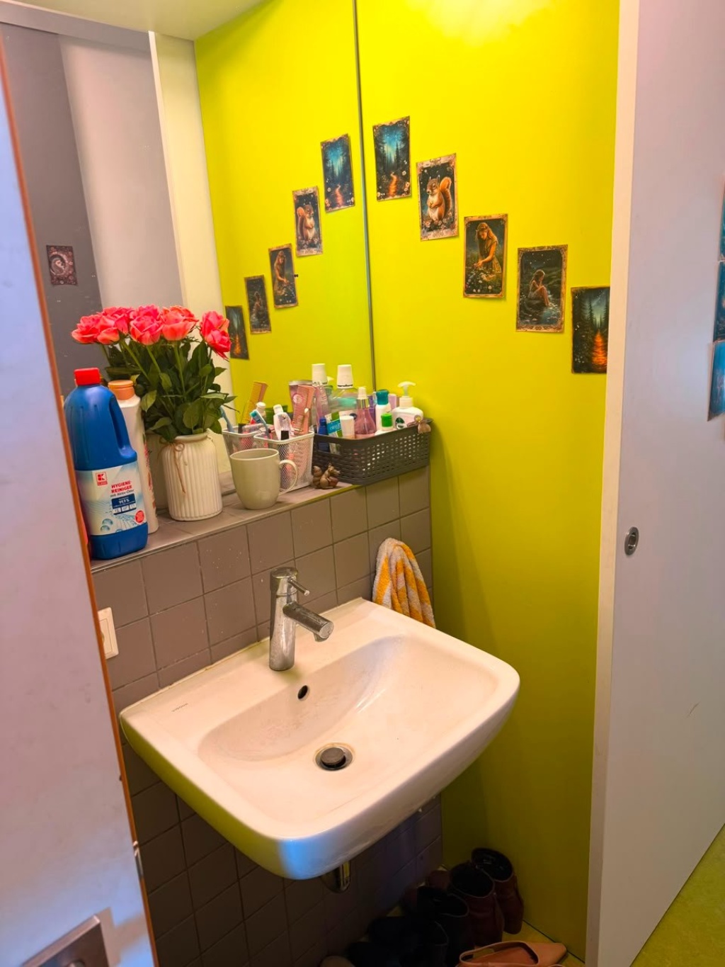 🚪 Long-Term Sublet. Move-in from 11th Sept 2026 Hello everyone, I am subletting my fully furnished room in a 3-person shared apartment (WG) 🗓️ Period: *11th September 2026 to 31 March 2027* 📍 Location: Heinz-Rühmann-Straße 9, 89231 Neu-Ulm. Studen – Heinz-Rühmann-Straße 9, 89231 Ulm Neu-Ulm – Vorschaubild 9