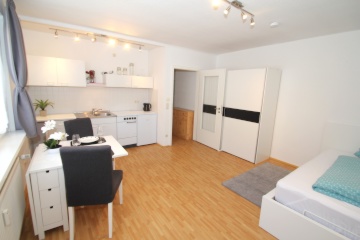 Imagen del anuncio: Möbliertes Apartment, 30 m2, neues Duschbad