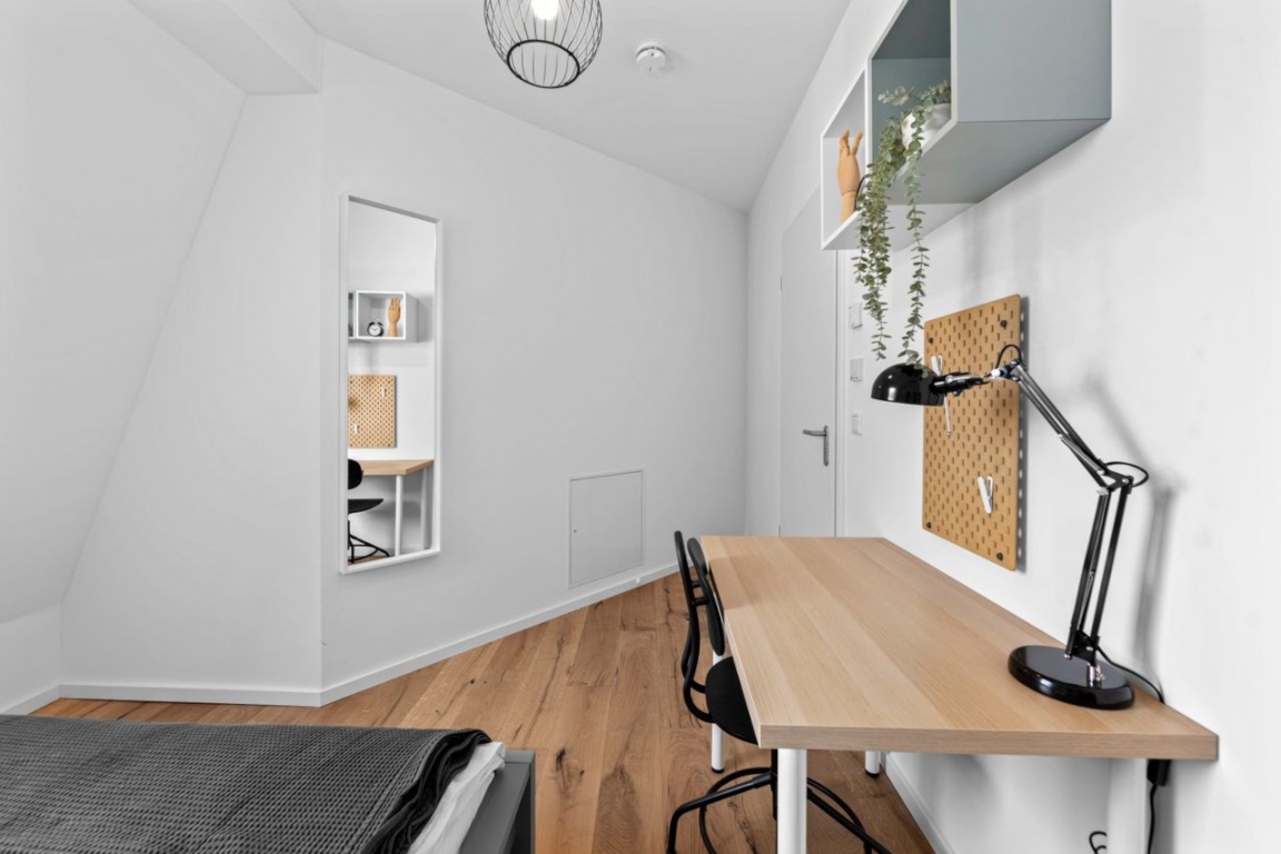 Helles Zimmer in renovierter Wohnung in der Turinerstraße – Turiner Straße, 13347 Berlin – Vorschaubild 3
