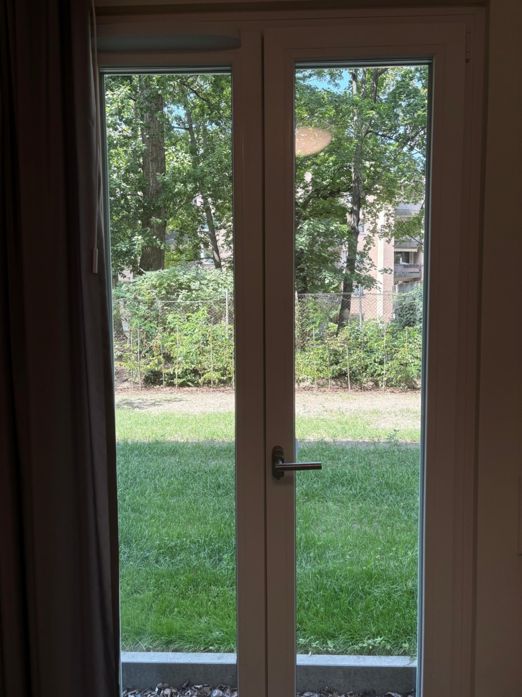 Sunny one room studio apartment available for sublet – Iranische Straße 4, 13347 Berlin Gesundbrunnen – Vorschaubild 5