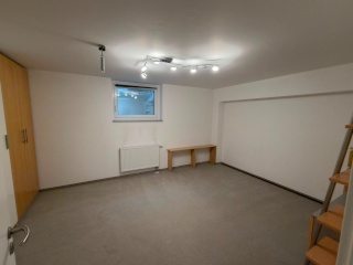 Anzeigenbild: WG-Zimmer in Haus in Garching-Hochbrück ab 650€ inkl. NK