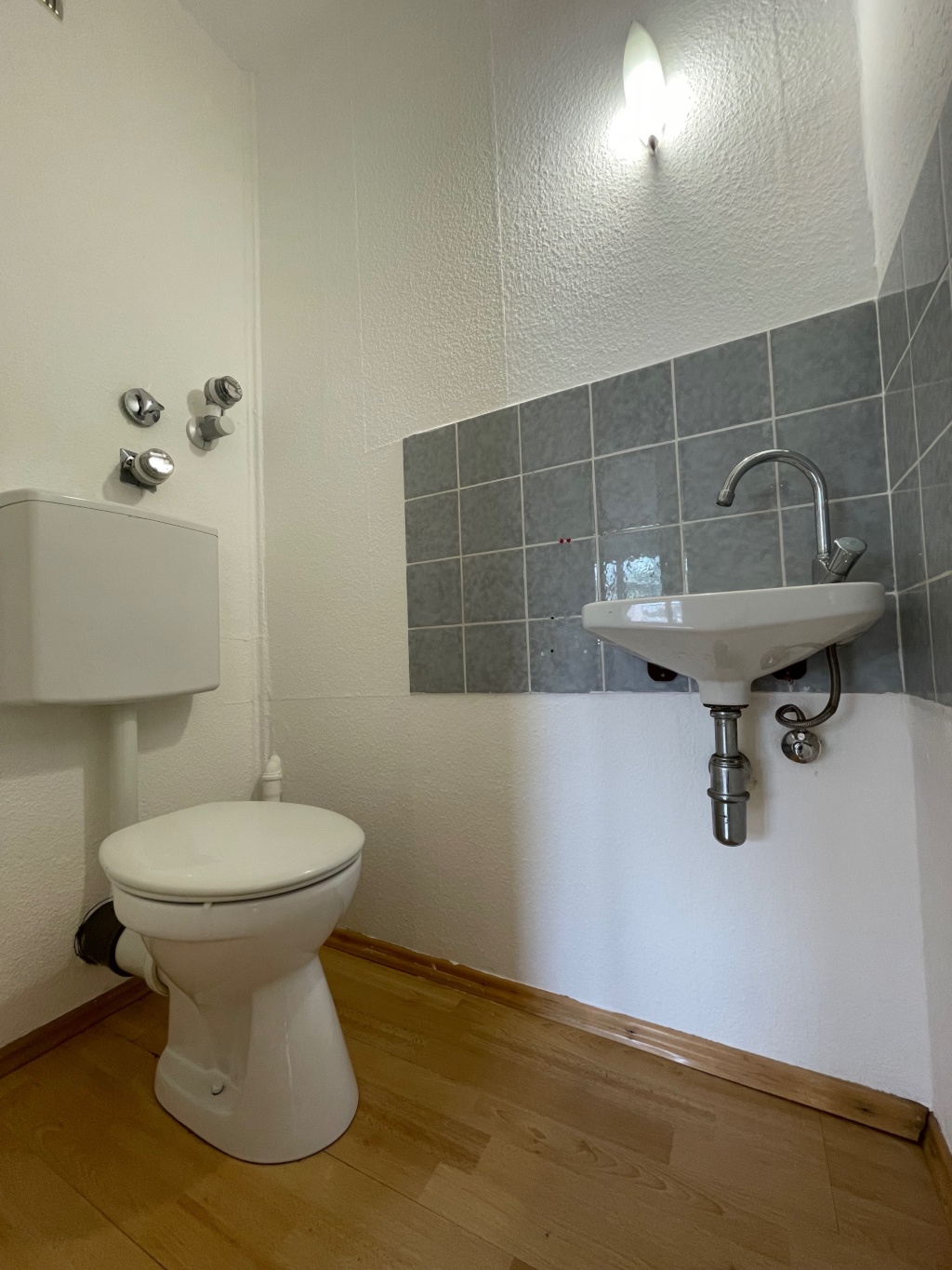 Helle 3 Zimmerwohnung mit Balkon & Kfz Stellplatz – Stresemannstraße 9, 64297 Darmstadt Eberstadt – Vorschaubild 11