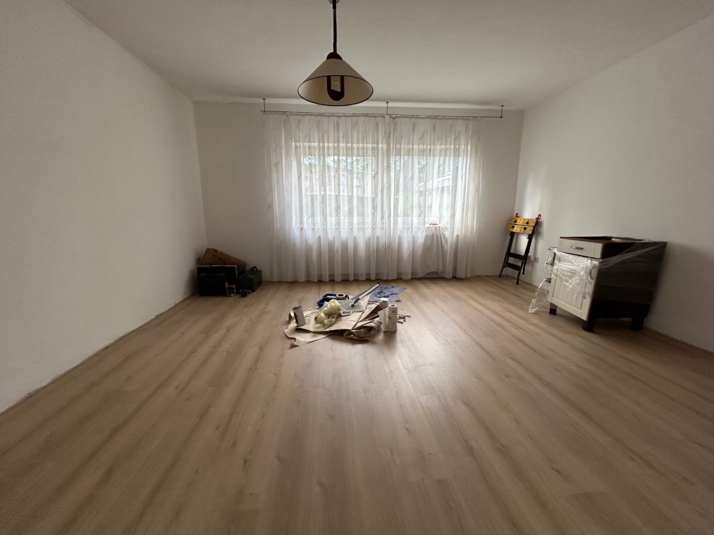 Sanierte 2-ZKB Erdgeschosswohnung in zentraler, direkter Uninähe ab dem 15.09 bezugsfertig – Ermlandstraße 7, 26127 Oldenburg Bürgerfelde – Vorschaubild 2