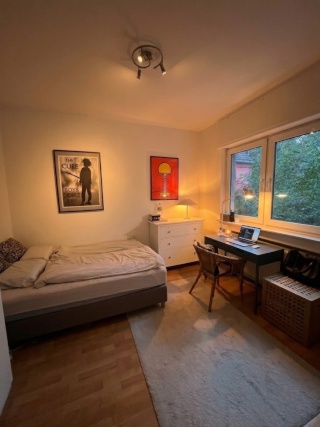 WG-Zimmer mit Garten