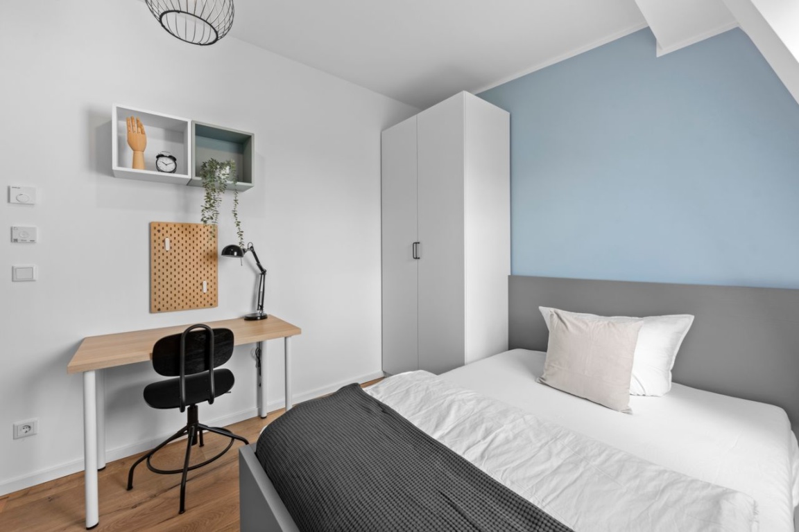 Helles Zimmer in renovierter Wohnung in der Turinerstraße – Turiner Straße, 13347 Berlin – Vorschaubild 2