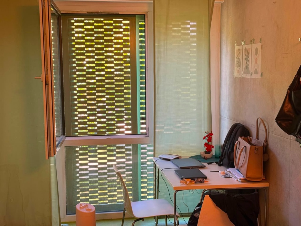 🚪 Long-Term Sublet. Move-in from 11th Sept 2026 Hello everyone, I am subletting my fully furnished room in a 3-person shared apartment (WG) 🗓️ Period: *11th September 2026 to 31 March 2027* 📍 Location: Heinz-Rühmann-Straße 9, 89231 Neu-Ulm. Studen – Heinz-Rühmann-Straße 9, 89231 Ulm Neu-Ulm – Vorschaubild 6