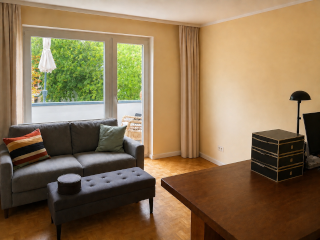 Anzeigenbild: Zwischenmiete: Hochwertiges möbliertes 20-m2-Zimmer mit eigenem Bad & Balkon, direkt am Westfalenpark. 18.10.26 - 31.01.27