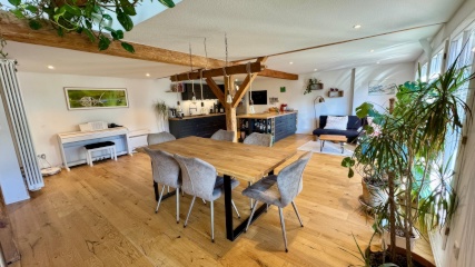 Ad image: 3er Wg - Wunderschöne Maissonett-Altbauwohnung