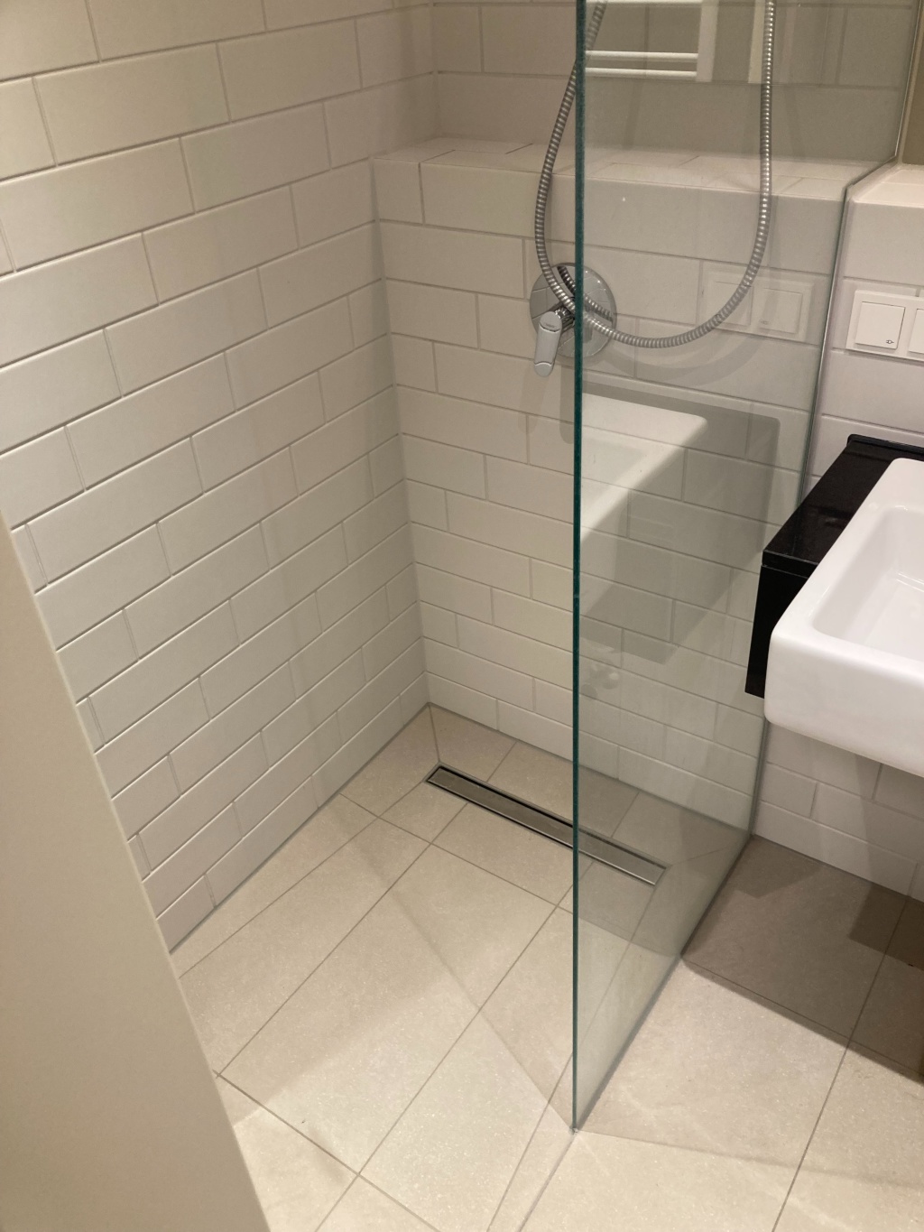1-Zimmer-Wohnung Mitte Lehrter Str. 24 - Dusche