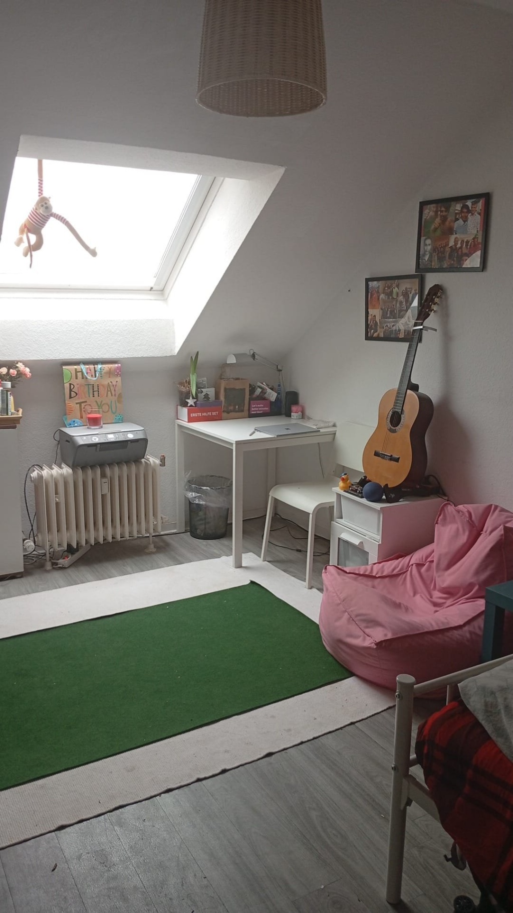 Einzimmerwohnung mit Gemeinschafts-WC/One room appartment with Shared WC – Peter-Bauer-Straße 13, 50823 Köln Neuehrenfeld – Vorschaubild 3