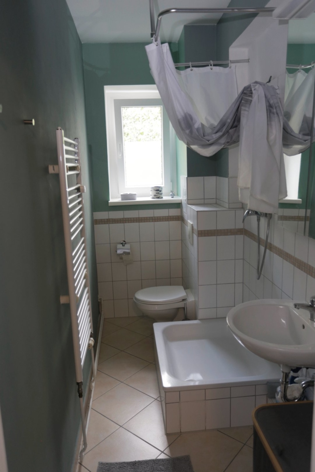 Wohnung Neukölln Warthestraße - Bad / Bath