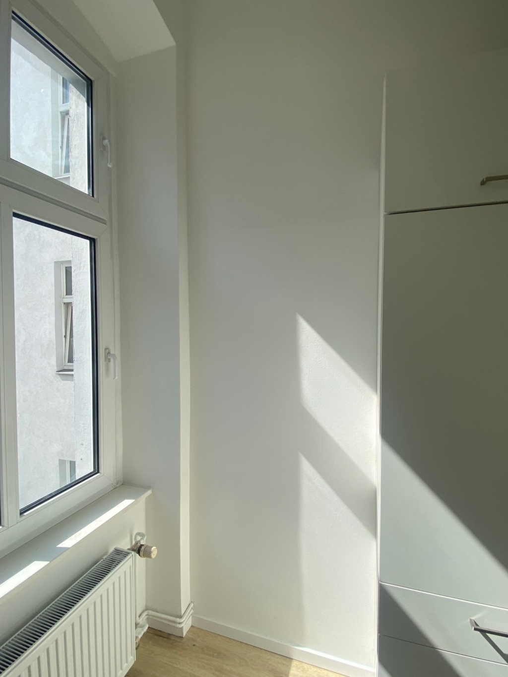 Apartamento Friedrichshain-Kreuzberg Straße der Pariser Kommune 29 - Küchenfenster mit Morgensonne