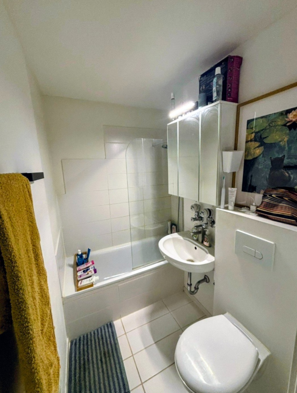 Moderne, zentrale, helle 2- Zimmerwohnung mit Balkon, Einbauküche und Kellerabteil in München WG geeignet – 81673 München Berg am Laim – Vorschaubild 3