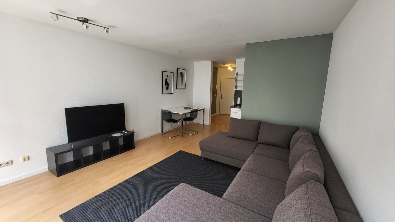 Bezugsfertige möblierte Zwei-Zimmer Wohnung in Köln Altstadt-Nord – ideal auch für Studenten, kurzfristig verfügbar – 50668 Köln Altstadt-Nord – Vorschaubild 4