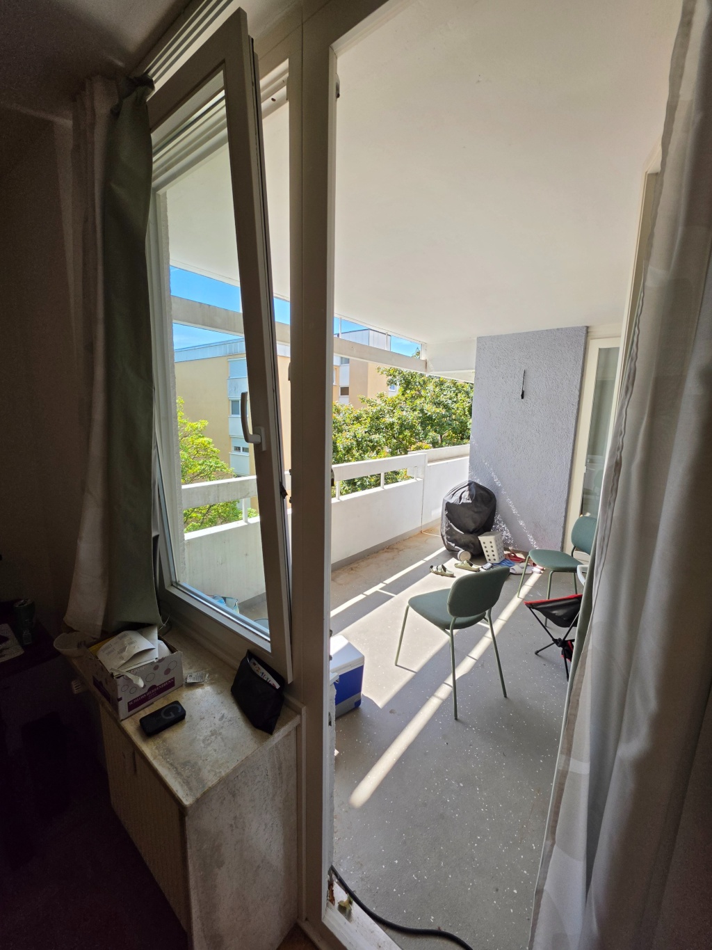 WG-Zimmer Unterhaching Bussardstr. 1 - Balkon Ausgang
