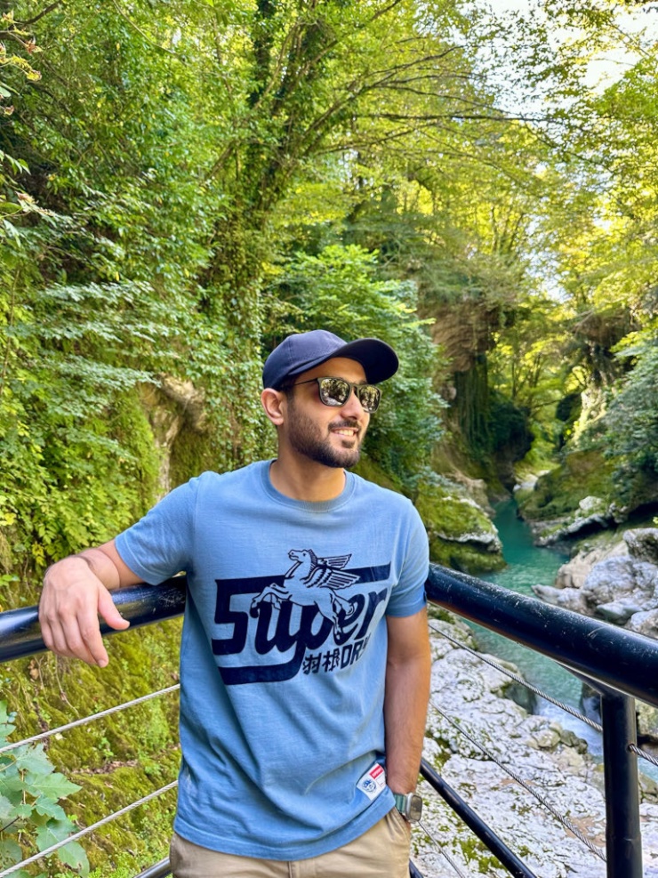 Anzeigenbild: Adil (33) sucht langfristiges WG-Zimmer zum 01.10. | Nichtraucher, WG-erfahren & berufstätig