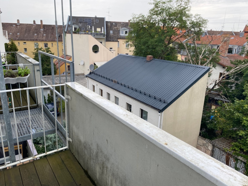 (Anfragestopp) helle Wohnung mit Balkon in der Innenstadt – Gabelsbergerstraße, 91052 Erlangen Innenstadt – Vorschaubild 2