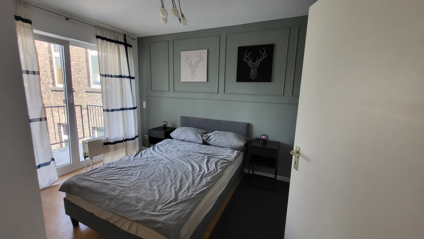 Bezugsfertige möblierte Zwei-Zimmer Wohnung in Köln Altstadt-Nord – ideal auch für Studenten, kurzfristig verfügbar – 50668 Köln Altstadt-Nord – Vorschaubild 6