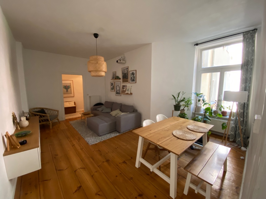 60m2 furnished apartment in Friedrichshain | Mid-Oct to early Apr