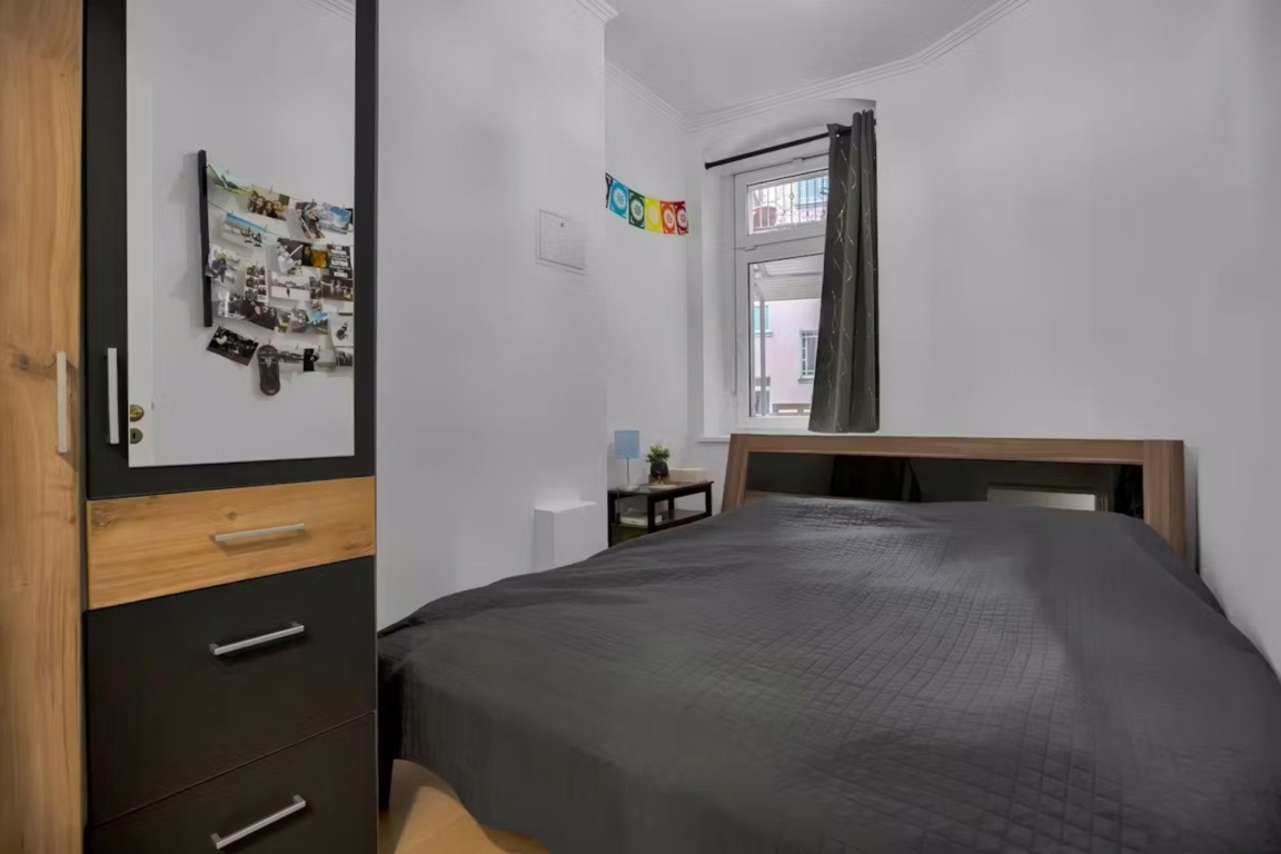 Short term apartment in the heart of Friedrichshain Sep 18-20 – Glatzer Straße, 10247 Berlin Friedrichshain – Vorschaubild 3
