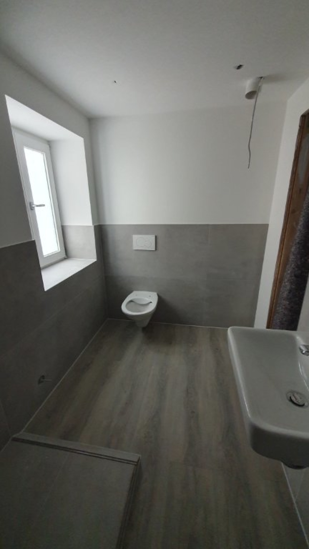 Habitación en WG Untertürkheim Beutelsbacher Straße 1 - Bad 2