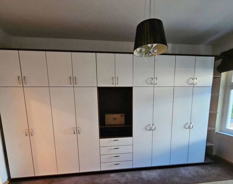 2 Zi Wohnung - Berlin Zehlendorf - 105,5 qm - Einbauküche - möbliert - WG tauglich - Hochparterre - Balkon - € 1800 warm – Bergengrünstrasse 25, 14129 Berlin Zehlendorf – Vorschaubild 9