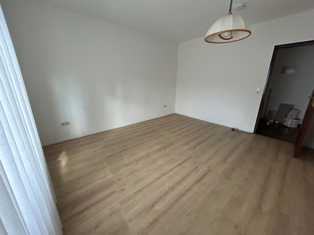 Sanierte 2-ZKB Erdgeschosswohnung in zentraler, direkter Uninähe ab dem 15.09 bezugsfertig – Ermlandstraße 7, 26127 Oldenburg Bürgerfelde – Vorschaubild 7