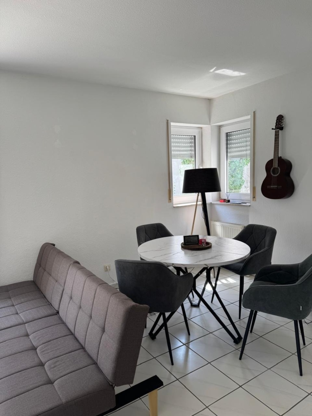 Zwischenmiete: 2-Zi-Wohnung, möbliert, alles inkl.