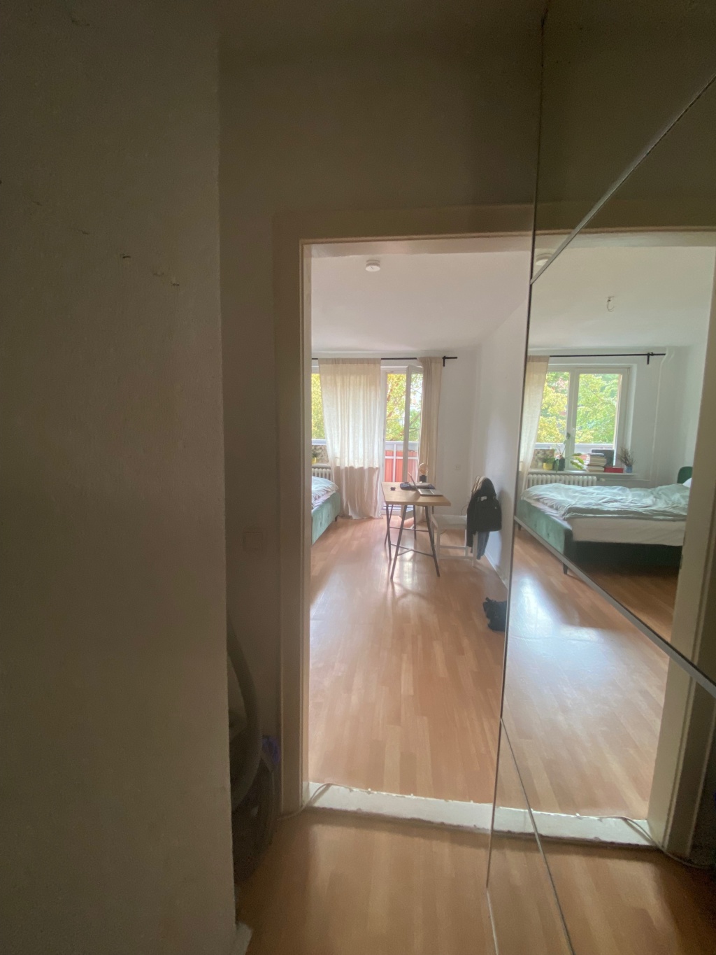 Sunny 1-room apartment in Prenzlauer Berg (September only) – Stargarder Straße, 10437 Berlin Prenzlauer Berg – Vorschaubild 2