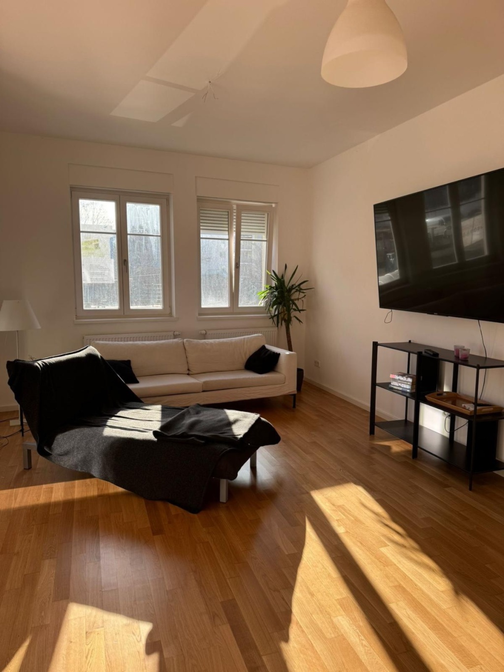 Wohnung Mitte Scharnhorststraße - Wohnbereich