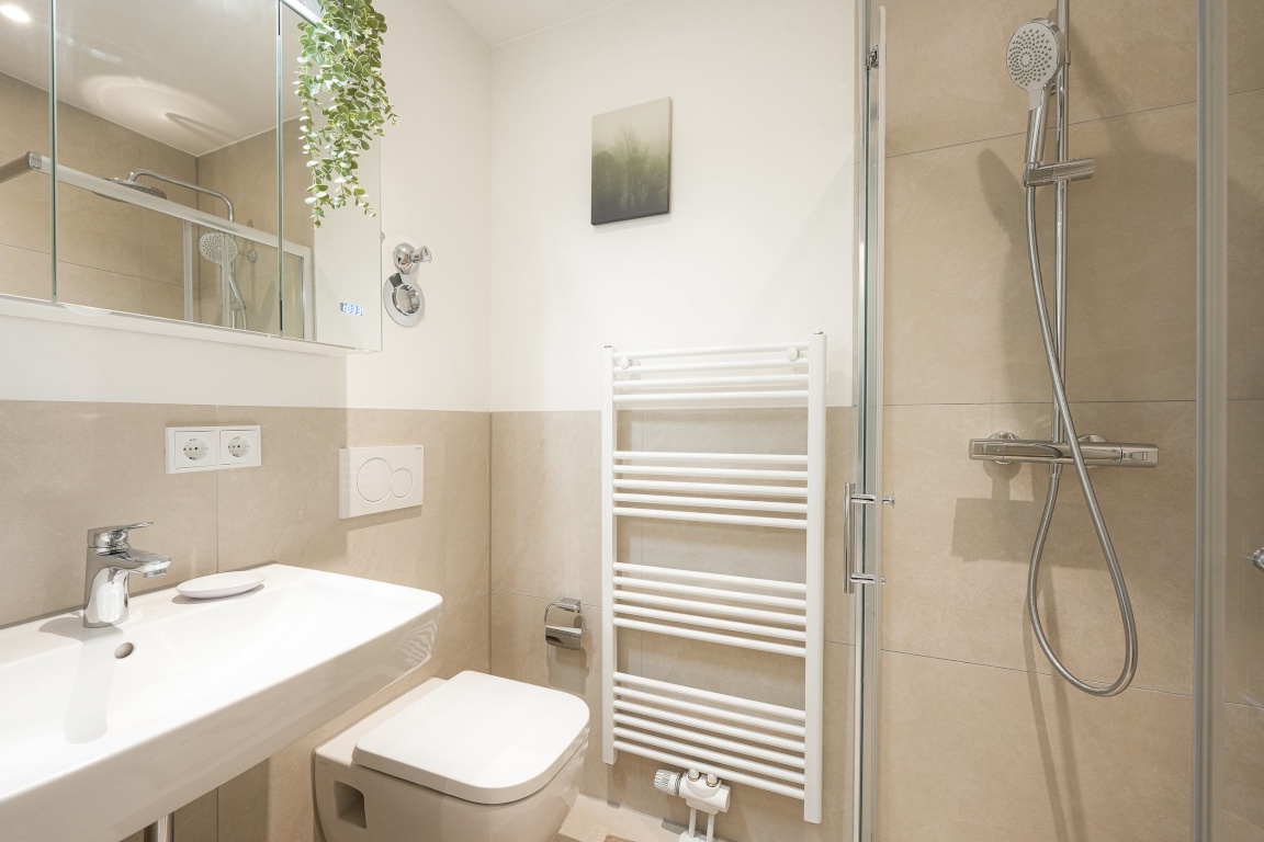 WG-Zimmer Sendling Leipartstraße 13 - Badezimmer