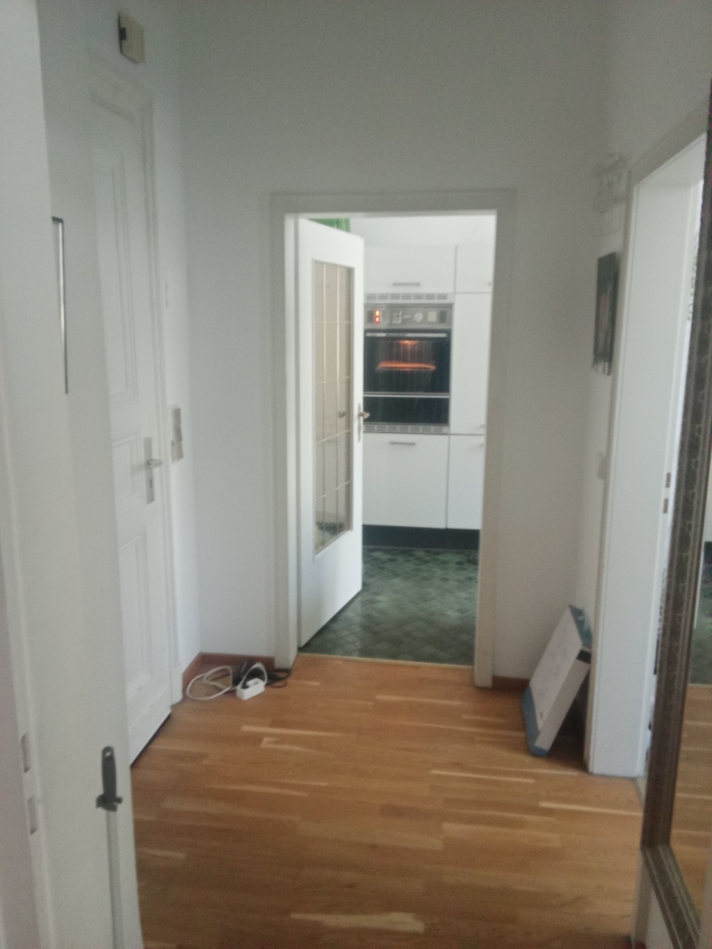Traumhafte 1 Zimmer Wohnung (Altbau) in Düsseldorf Pempelfort für 4 Monate – 40479 Düsseldorf Pempelfort – Vorschaubild 6