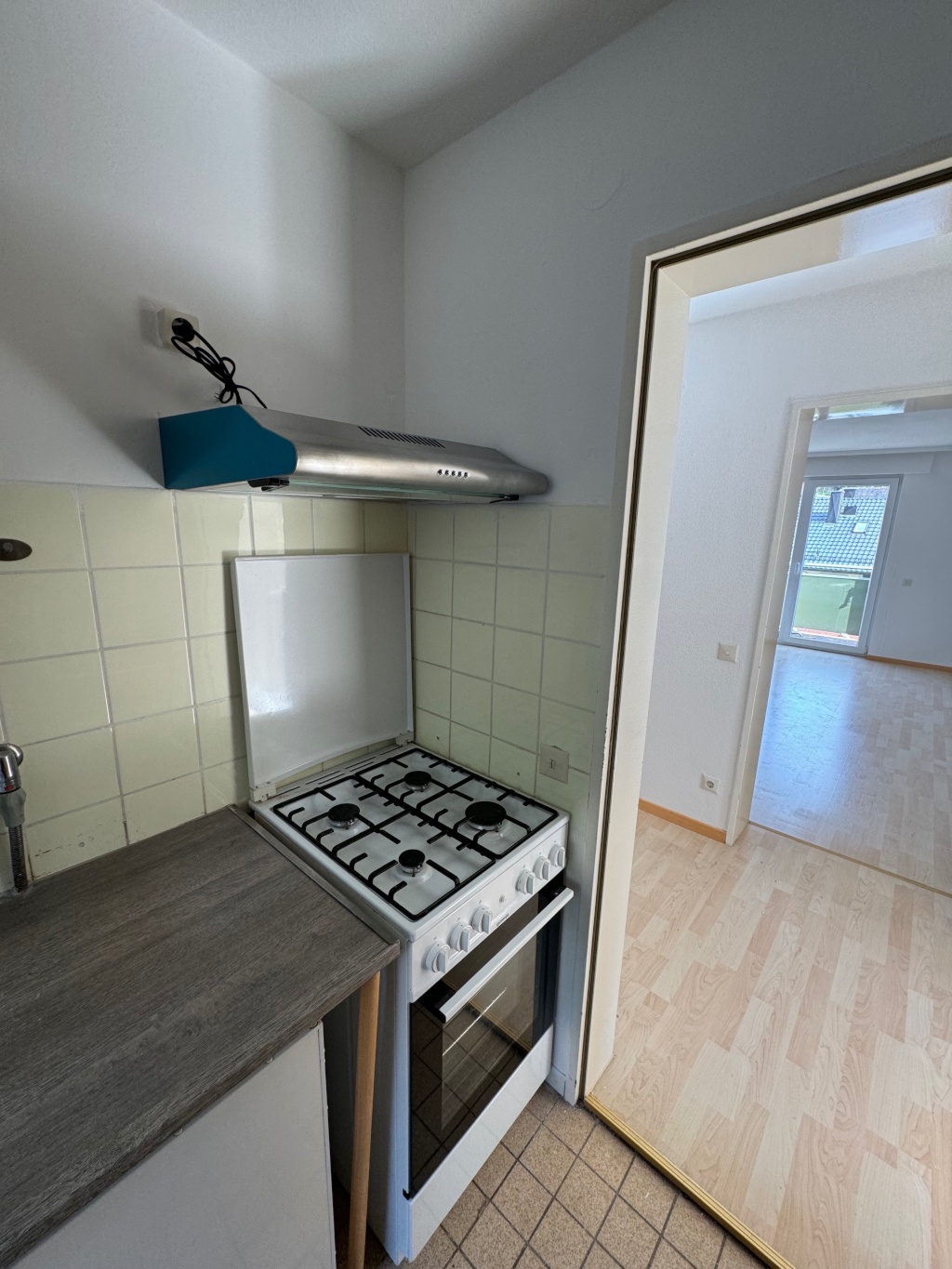 Helle 3 Zimmer Wohnung zu vermieten in Stuttgart – Uhlbacherstr, 70329 Stuttgart Obertürkheim – Vorschaubild 6
