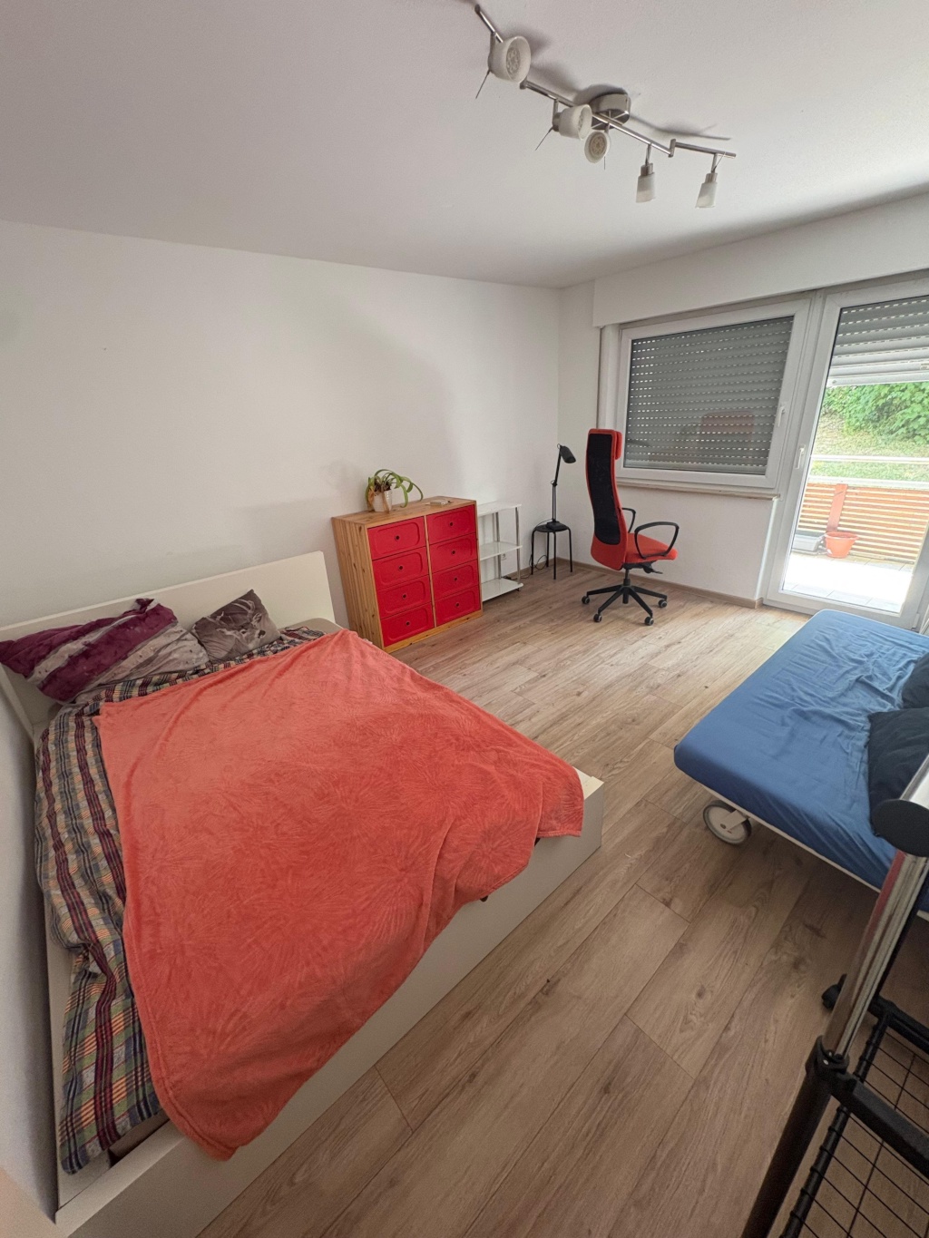 WG-Zimmer Birkach Erisdorfer Str. 54 - Dein Zimmer