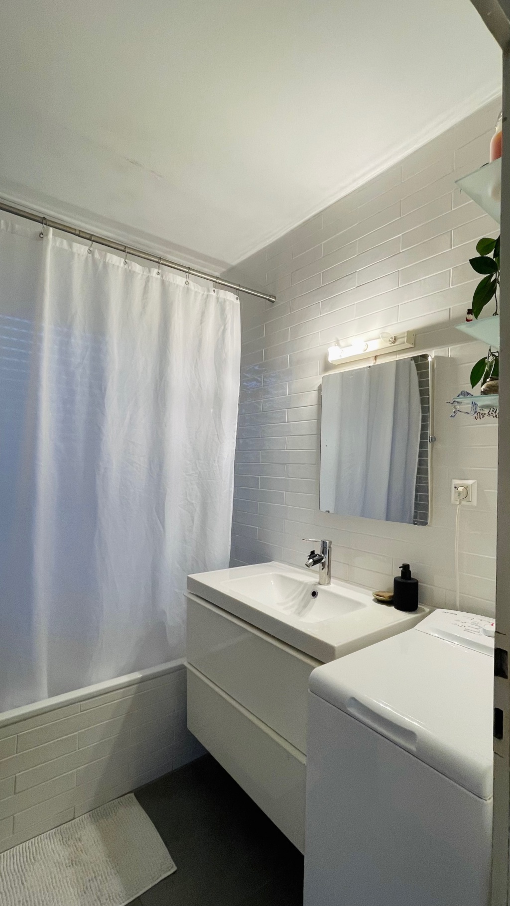 WG-Zimmer Degerloch Wolfschlugener Straße 10A - Bild 4