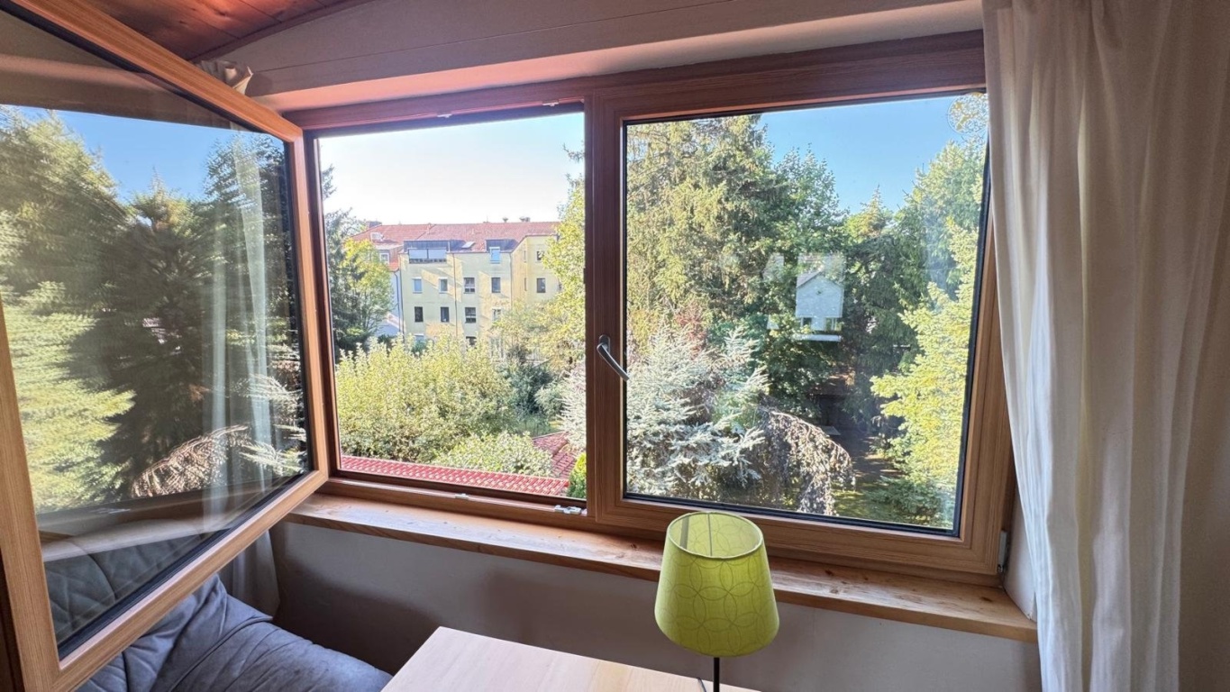 Lichtdurchflutete 1-Zimmer Wohnung / Appartment in zentraler Lage mit perfekter öffentlichen Anbindung – Kraiburgerstraße, 81673 München Berg am Laim – Vorschaubild 5
