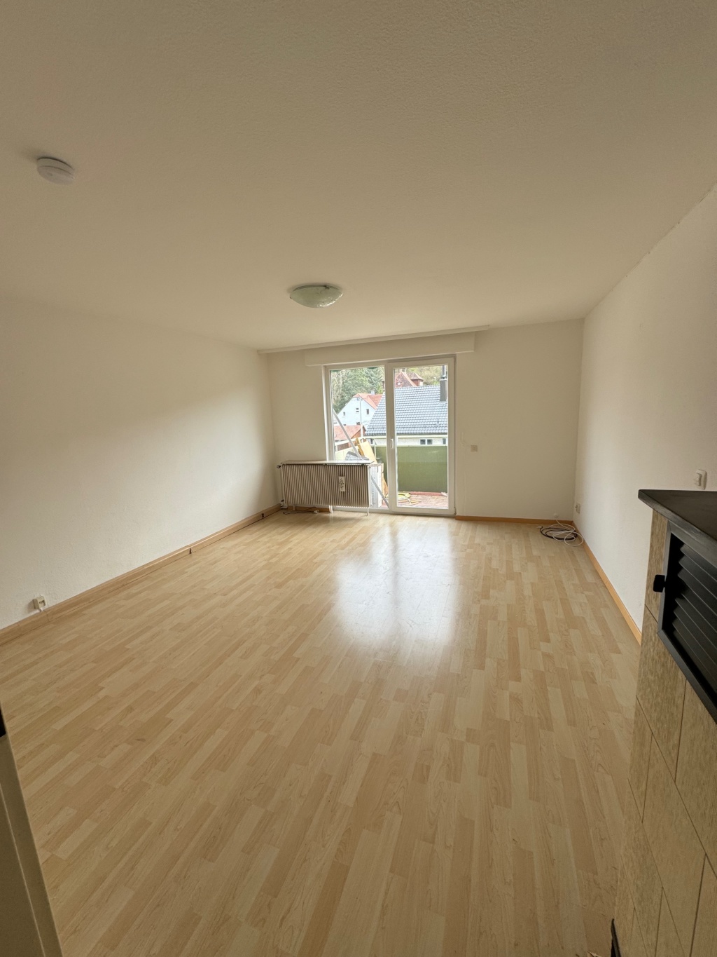 Helle 3 Zimmer Wohnung zu vermieten in Stuttgart – Uhlbacherstr, 70329 Stuttgart Obertürkheim – Vorschaubild 3