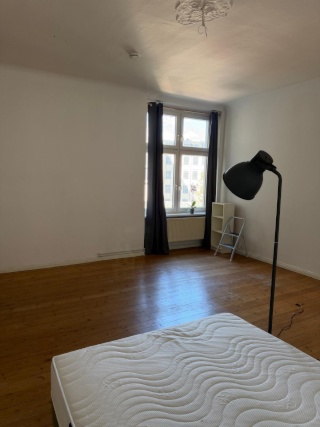 Berlin Altbau Vibes in Wedding ✨ 1-Room Apartment with High Ceilings & Wooden Floors | 56.48 m2 | Sep 2026–Aug 2027 — photo 1