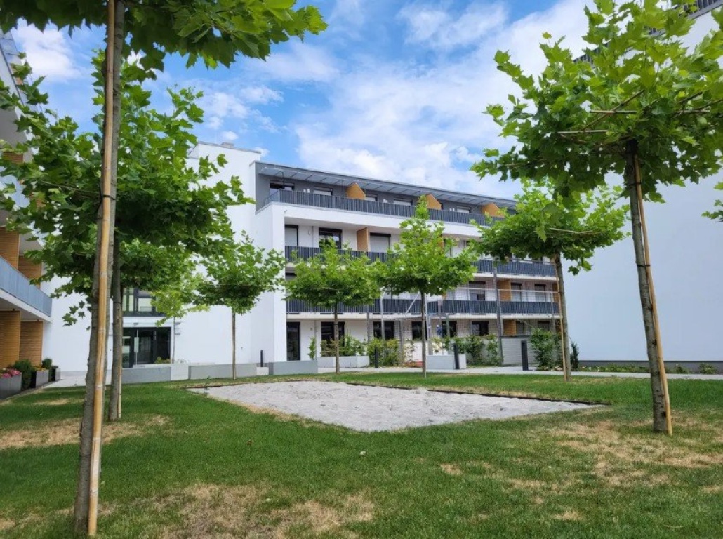 Untervermietung (Zwischenmiete / Subletting) 5 Monaten - Komfort Urban iLive Vollmöblierte Wohnung Heilbronn 23 m2 ab 01.10.2026 (717 EUR) (NUR für EINE (1) Person) Heilbronn. Suitable for Young Professionals / Students / Interns / Trainees – Schmollerstraße 55, 74074 Heilbronn Heilbronn – Vorschaubild 4