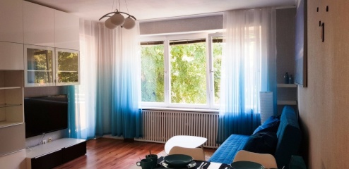 Voll möblierte Wohnung mit privatem Parkplatz — photo 1