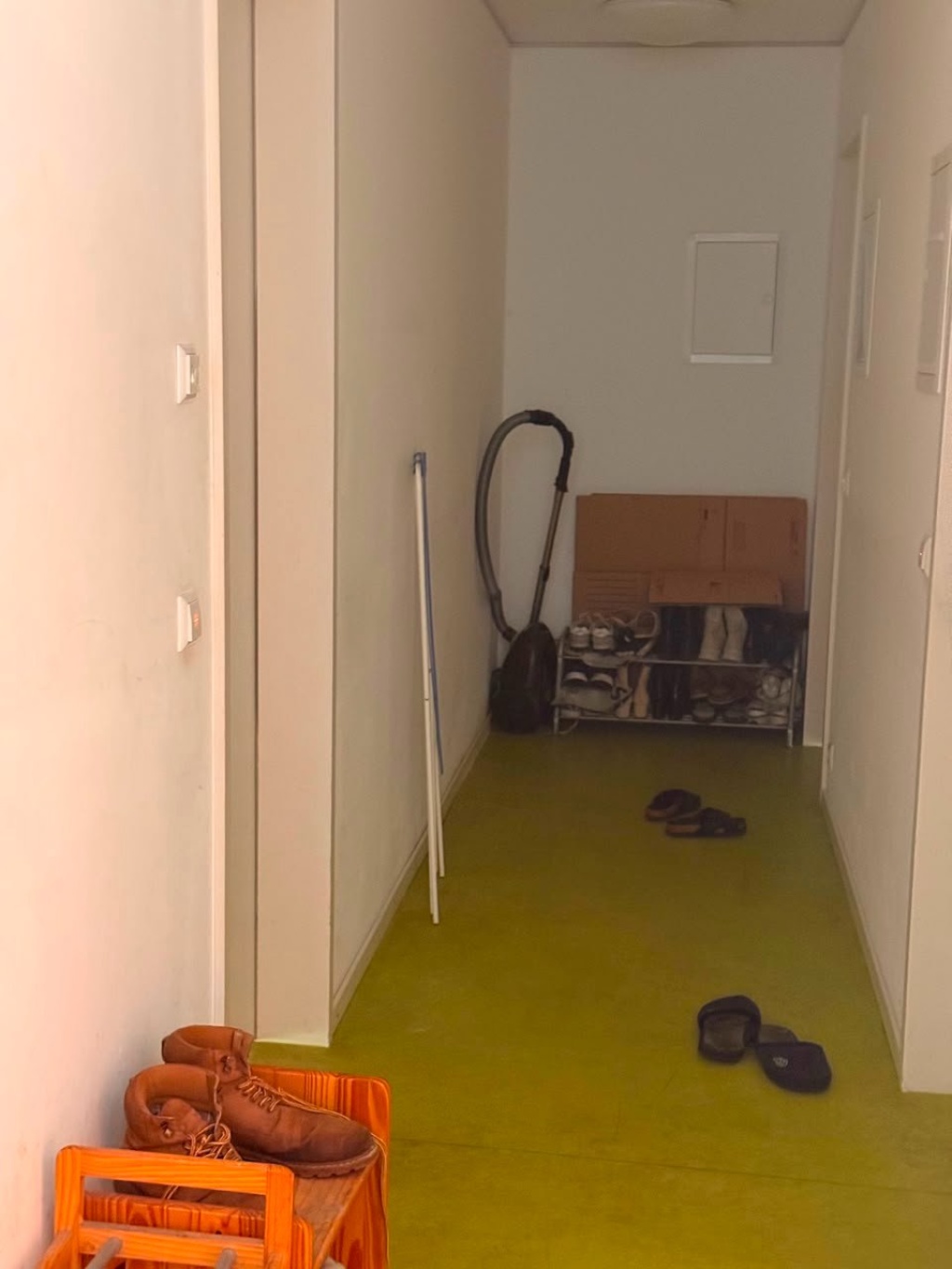 🚪 Long-Term Sublet. Move-in from 11th Sept 2026 Hello everyone, I am subletting my fully furnished room in a 3-person shared apartment (WG) 🗓️ Period: *11th September 2026 to 31 March 2027* 📍 Location: Heinz-Rühmann-Straße 9, 89231 Neu-Ulm. Studen – Heinz-Rühmann-Straße 9, 89231 Ulm Neu-Ulm – Vorschaubild 8
