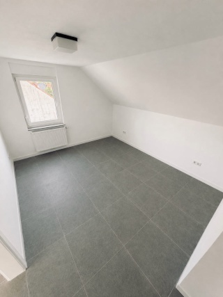 Ad image: Helles WG-Zimmer 200m von Uniklinik - frisch renoviert