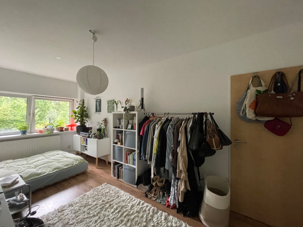 WG-Zimmer Hafen Nieberdingstraße 10a - Dein Zimmer 2