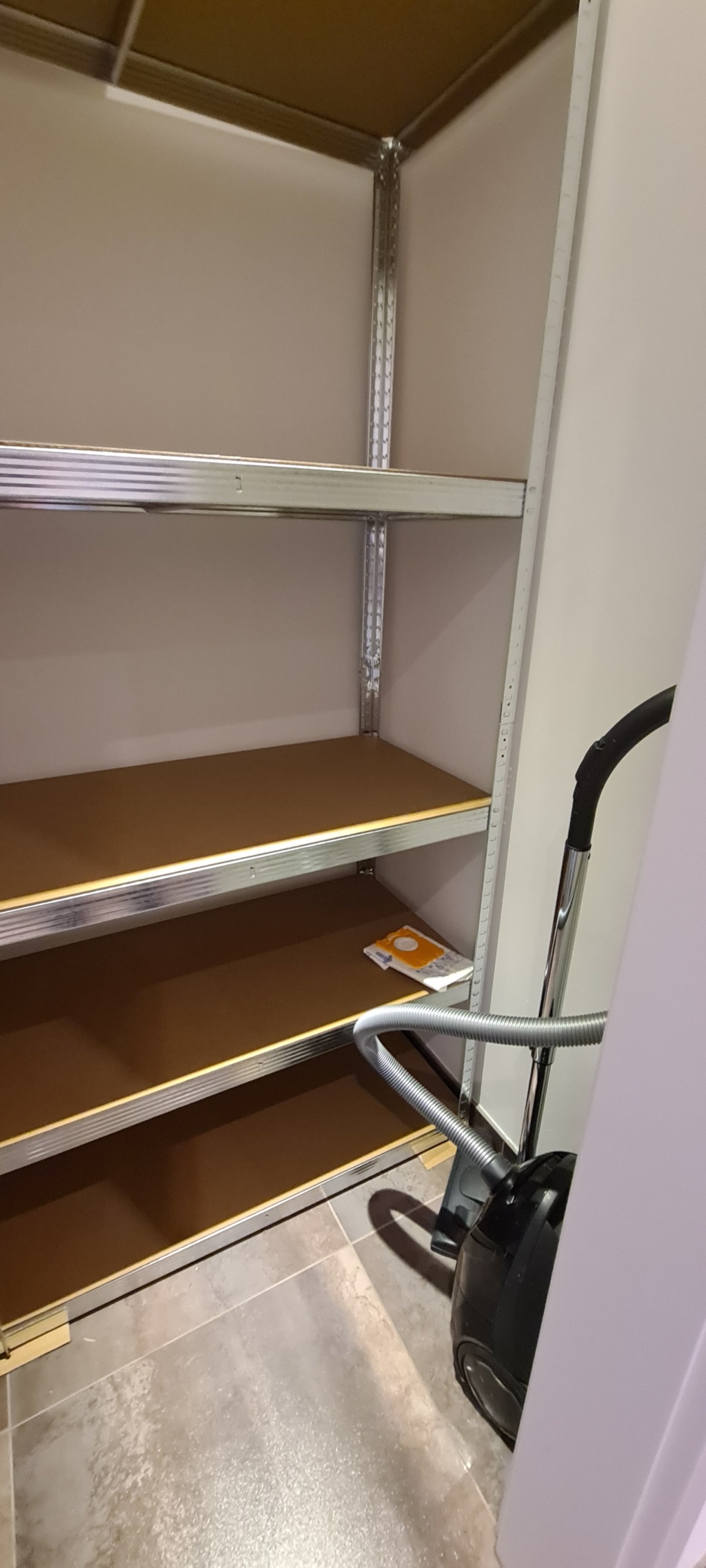 Möbliertes 2-Zimmer Appartement in zentraler Lage von Hildesheim-Nordstadt – Heinrichstraße 2, 31137 Hildesheim Nord – Vorschaubild 16