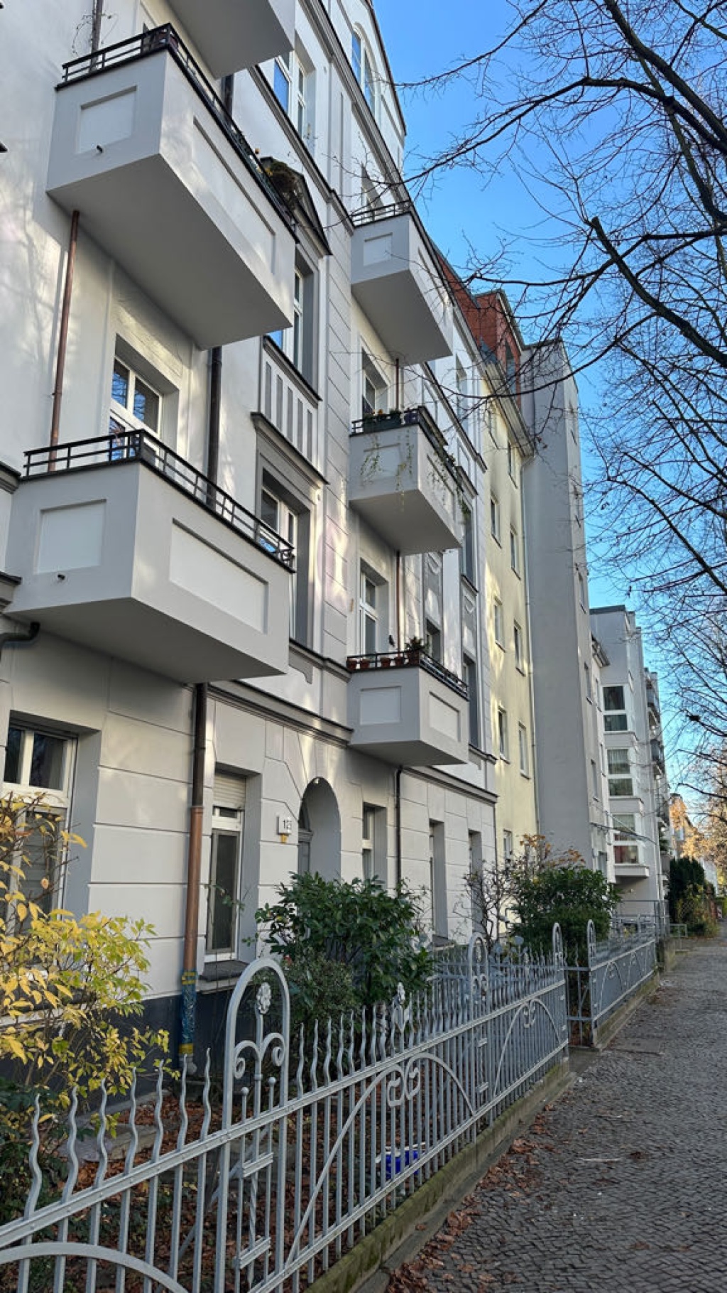 1 Room Flat Adlershof Friedlander Straße - picture 6