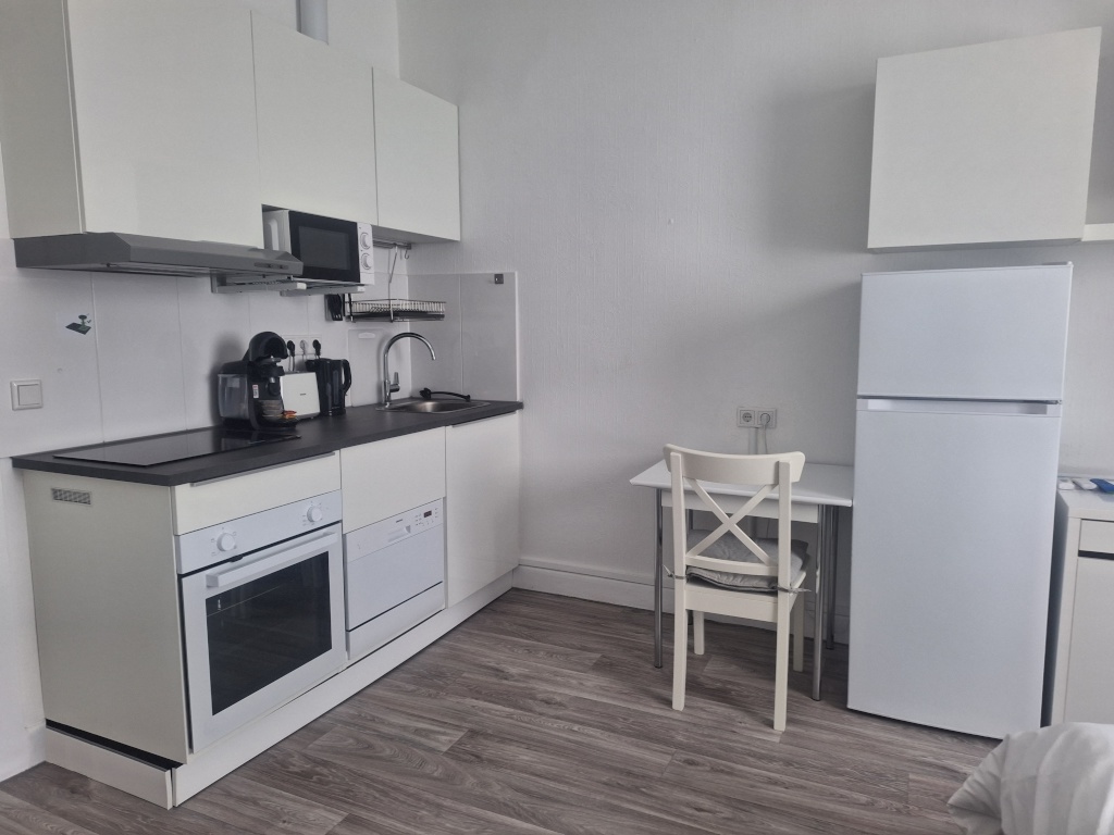 Möbliertes Studio-Apartment ica. 1,9 km vom Hauptbahnhof – Huttropstr. 54, 45138 Essen Huttrop – Vorschaubild 3