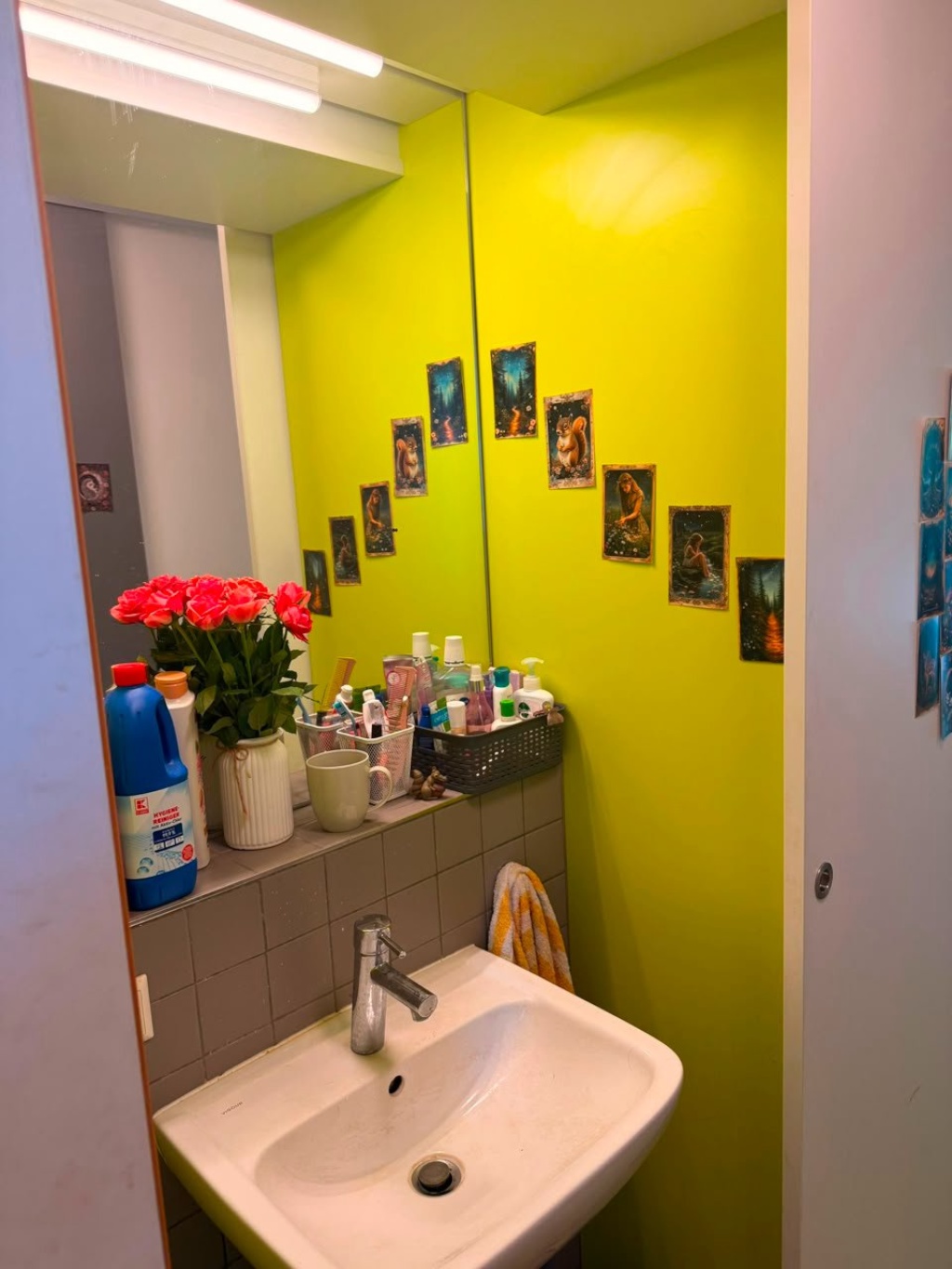 🚪 Long-Term Sublet. Move-in from 11th Sept 2026 Hello everyone, I am subletting my fully furnished room in a 3-person shared apartment (WG) 🗓️ Period: *11th September 2026 to 31 March 2027* 📍 Location: Heinz-Rühmann-Straße 9, 89231 Neu-Ulm. Studen – Heinz-Rühmann-Straße 9, 89231 Ulm Neu-Ulm – Vorschaubild 7