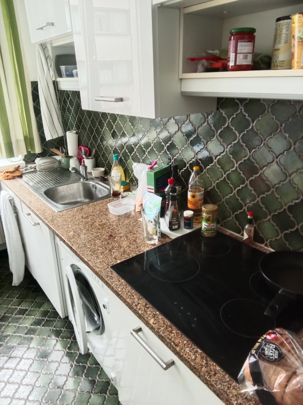 Traumhafte 1 Zimmer Wohnung (Altbau) in Düsseldorf Pempelfort für 4 Monate – 40479 Düsseldorf Pempelfort – Vorschaubild 9